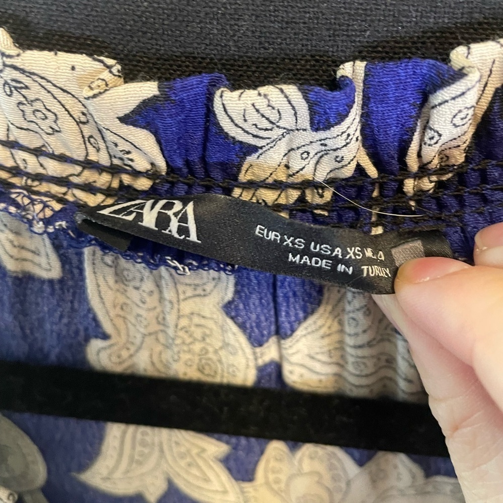 Zara Blue and White Floral Maxi Tiered Peasant Tent Dress. Size XS. Retail $100 - Picture 8 of 8